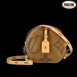 LOUIS VUITTON Boite Chapeau Souple Monogram Giant Reverse SA